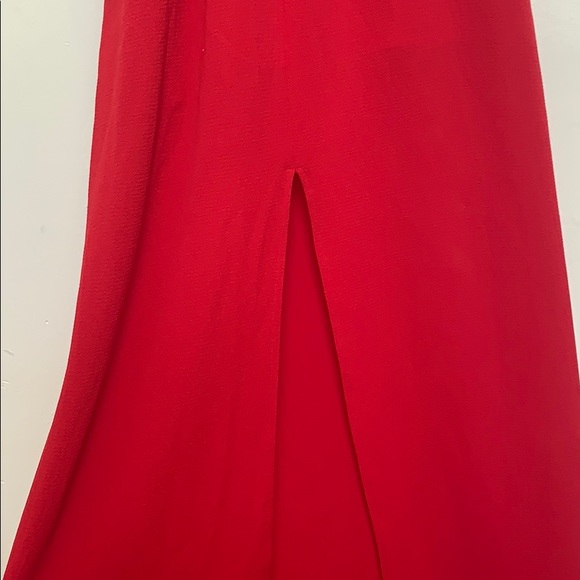 Red maxi dress with front slit - Picture 4 of 5